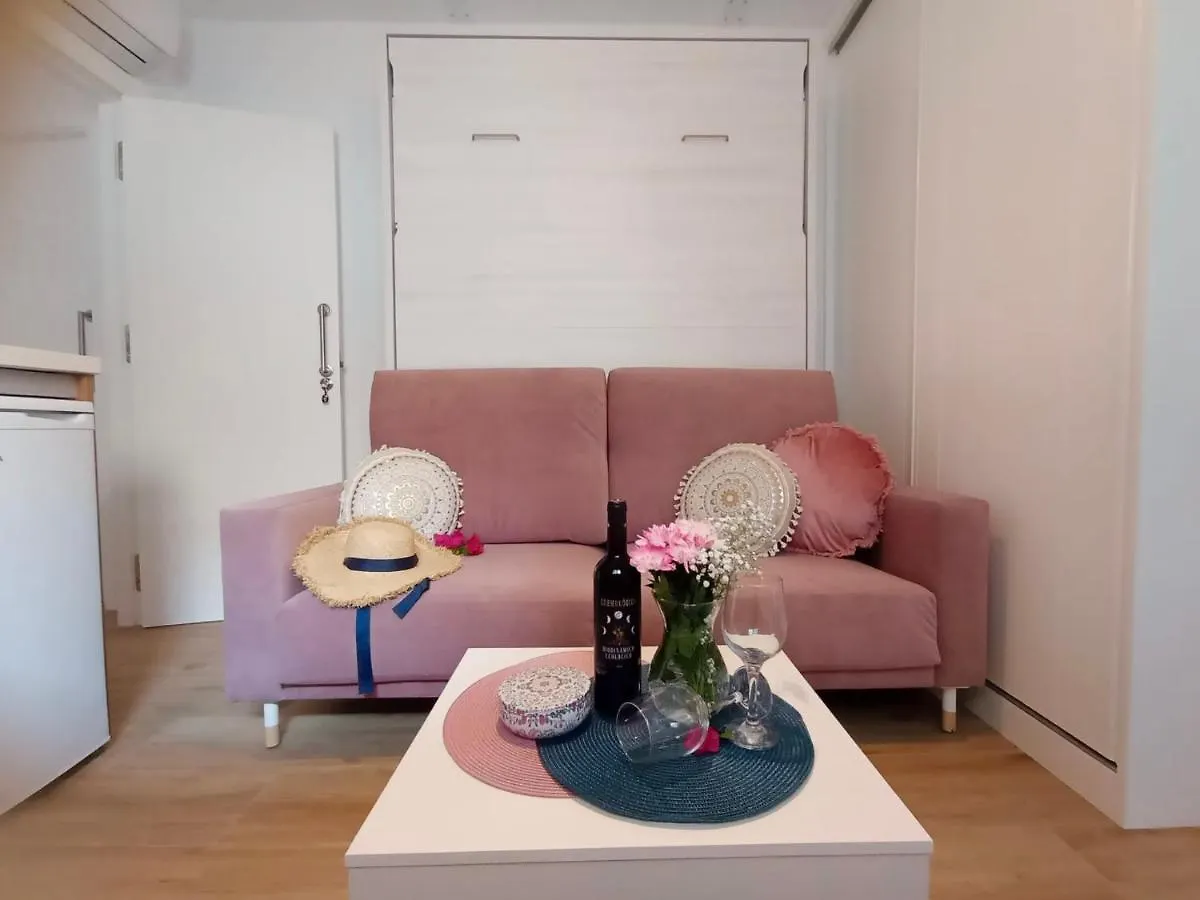 Marixa Room Nerja Habitación en casa particular